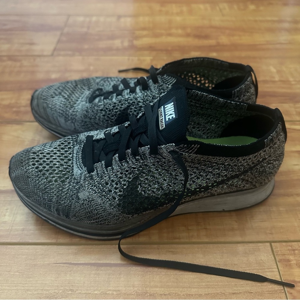 Nike Flyknit Racer Oreo